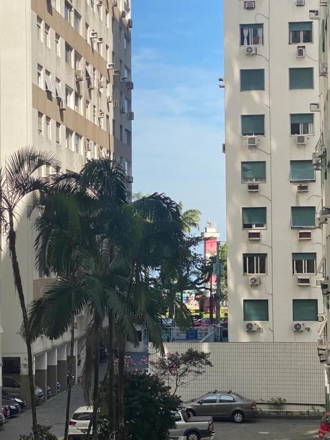 Apartamento Agradavel Em Santos Na Rua Da Praia. Bagian luar foto